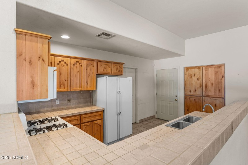 10-web-or-mls-DSC08182