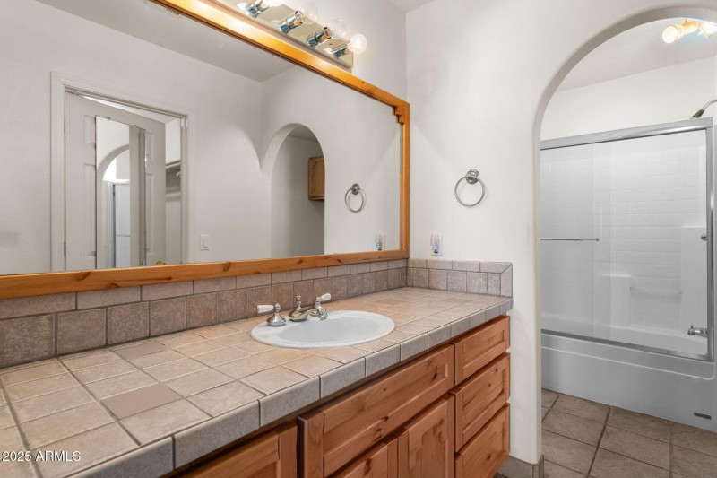 16-web-or-mls-DSC08212