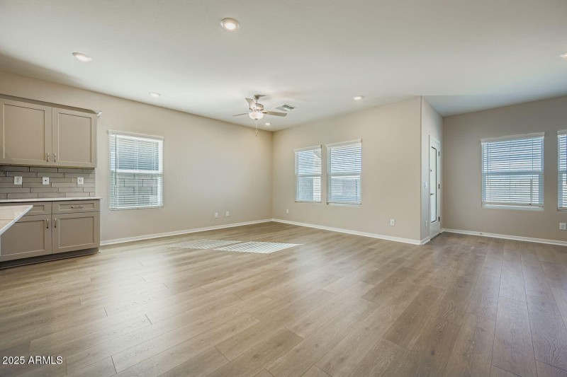 36814 W Santa Maria Street - Web Quality