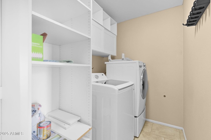 11-web-or-mls-7039 S 41st Pl-11