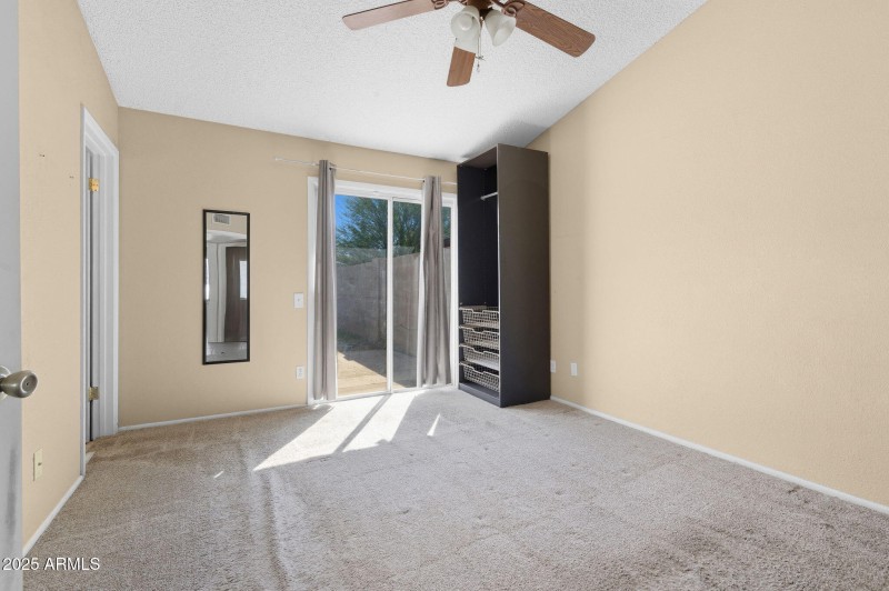 13-web-or-mls-7039 S 41st Pl-13