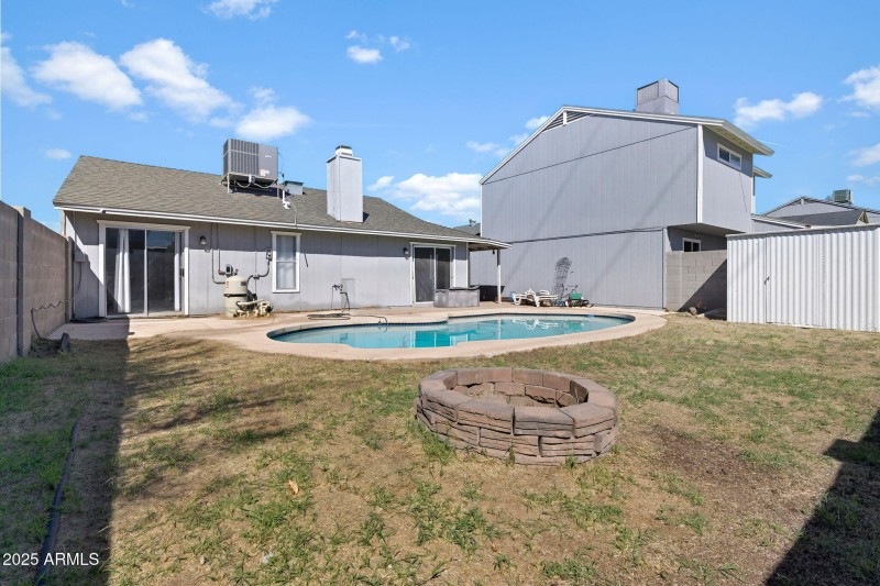 20-web-or-mls-7039 S 41st Pl-20