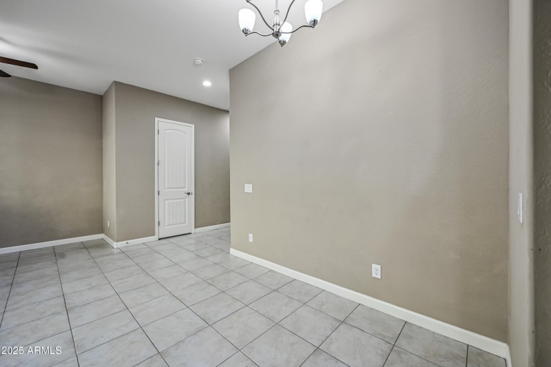 12-1367SCCD1119-ocupix