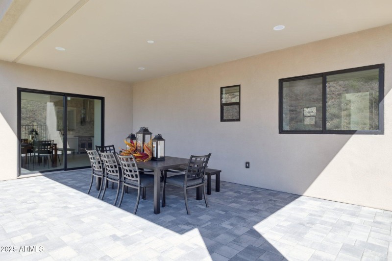 Outdoor Dining Space