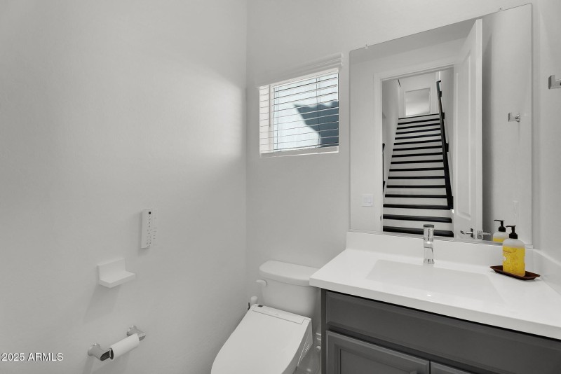 026_28-web-or-mls-aster-13_815