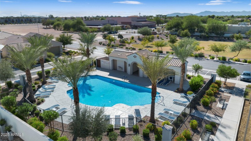 036_55-web-or-mls-dji_0739_548