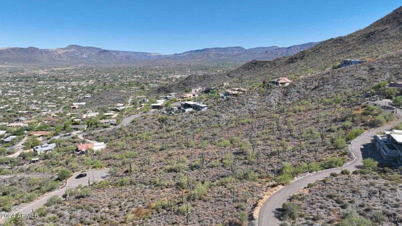 LOT 1 - UPPER NEIGHBORHOOD (4)