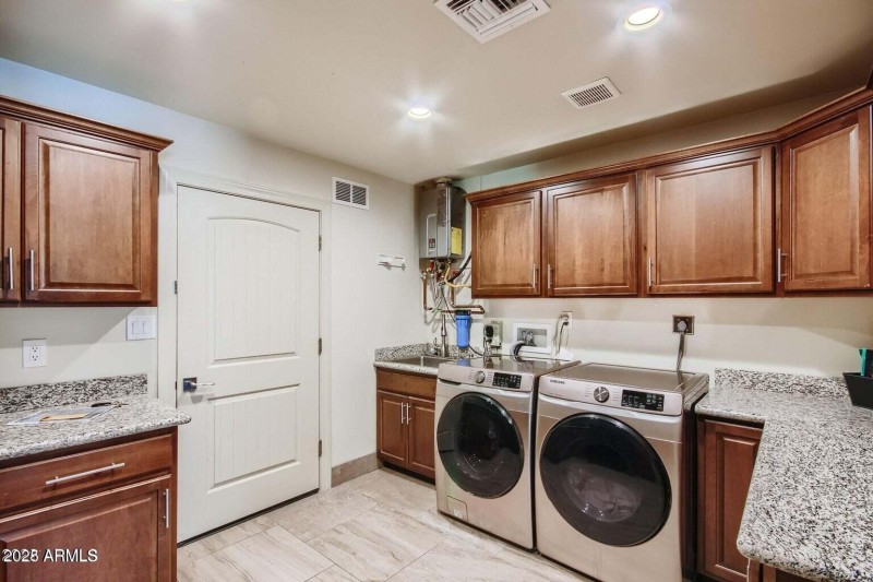 20220716182341837758000000-o