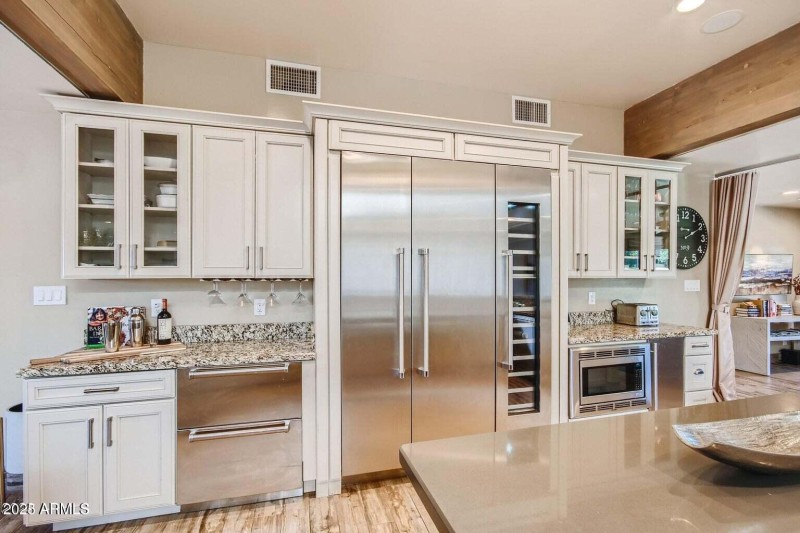 20220716182150721044000000-o