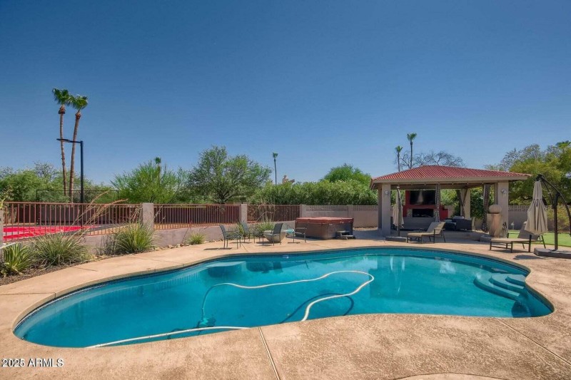 20220716182450073169000000-o