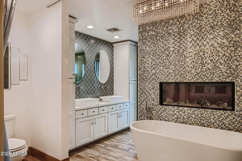 20220716182239720503000000-o