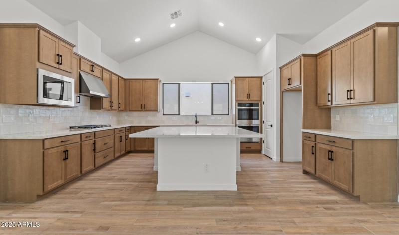 FSVV Lot #9 Kitchen (2) (Large)