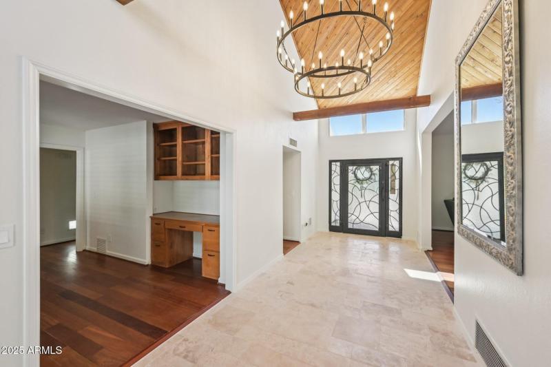 7-web-or-mls-E Cercado Ln-S0810-007