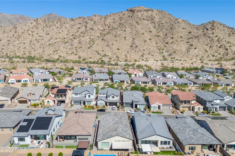 11_dji_20251006112041_0386_d-hdr