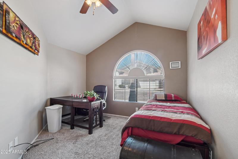 18-print-W Laurelwood Ln-S0810-018