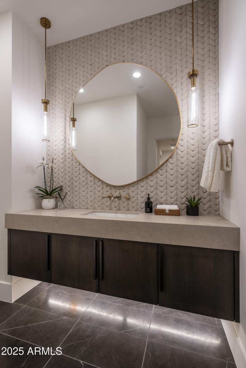 Powder room