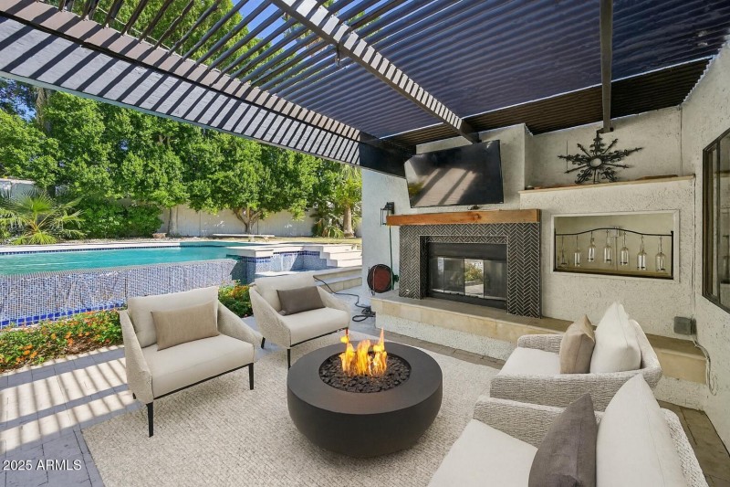 ChatGPT Image Oct 8, 2025, 03_57_05 PM