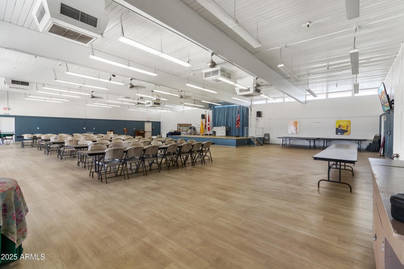 46_41_36_44_48_32_36_38_img_2244