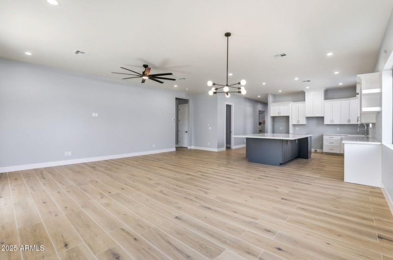 14-web-or-mls-415 S Robert Rd Tempe, AZ