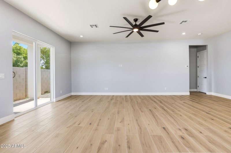 16-web-or-mls-415 S Robert Rd Tempe, AZ