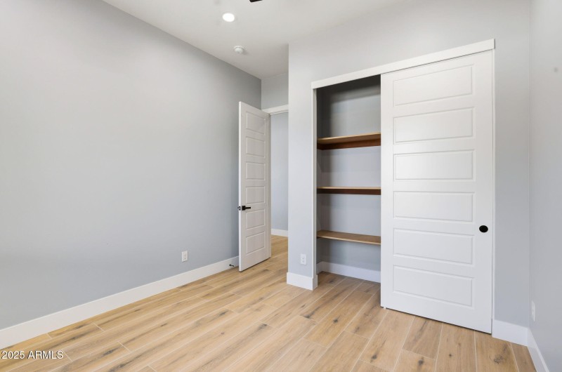 28-web-or-mls-415 S Robert Rd Tempe, AZ