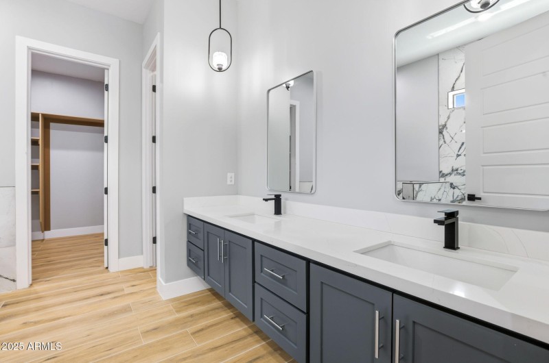 37-web-or-mls-415 S Robert Rd Tempe, AZ