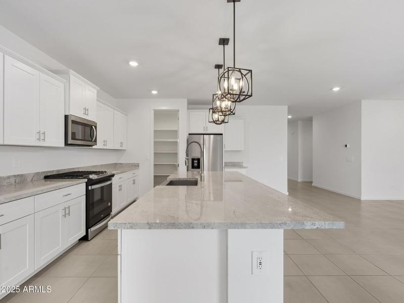 13-web-or-mls-Bee-13