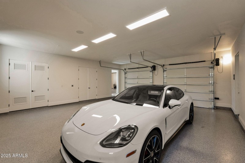 4 Car Garage