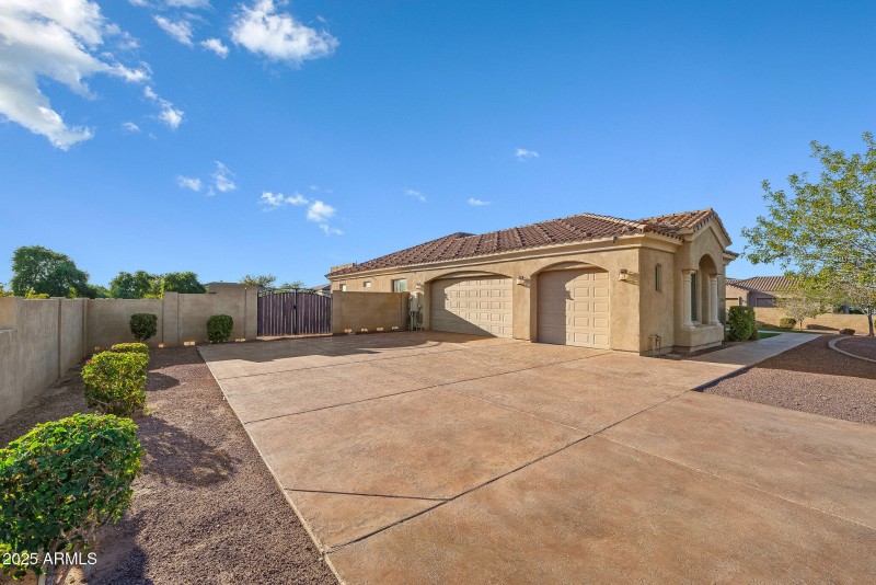 010_south_194th_street-33_621