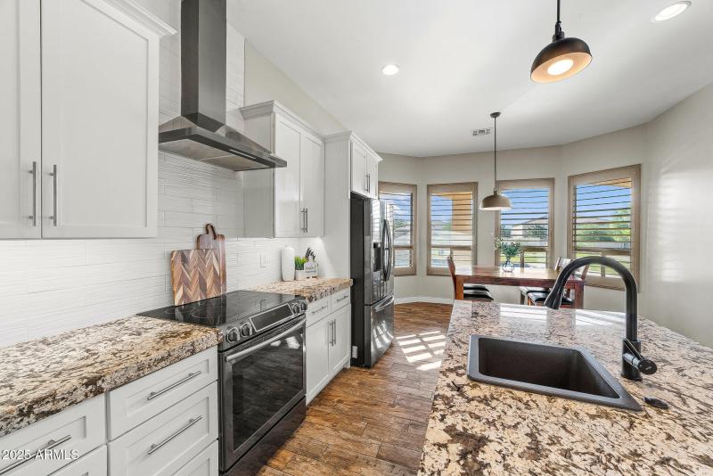 021_south_194th_street-22_571