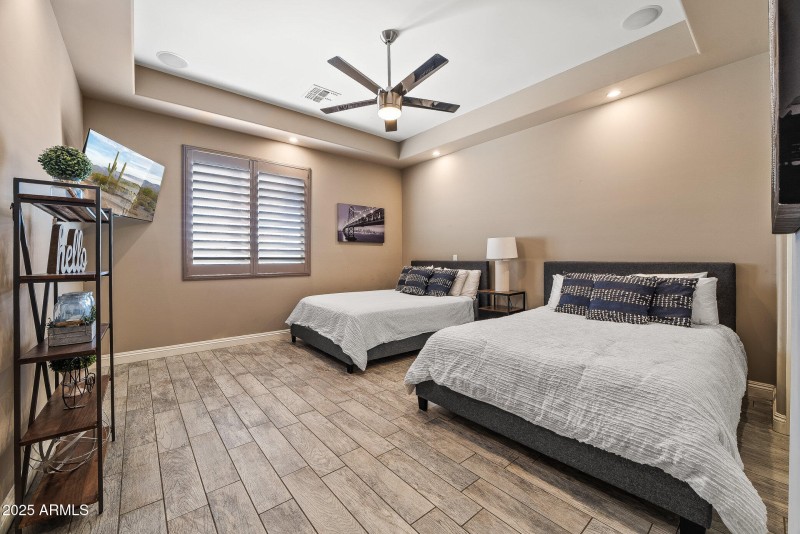 023_south_194th_street-1_820