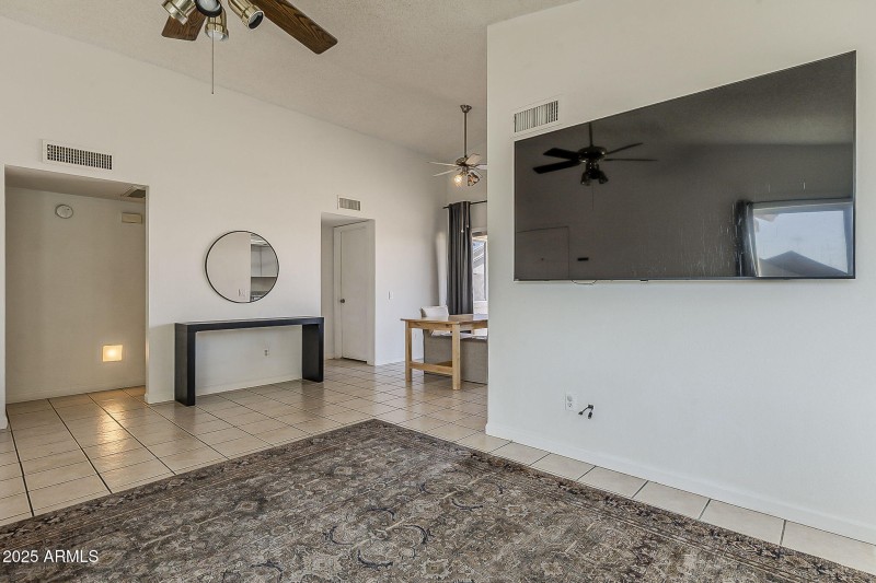 12-web-or-mls-Northview-12