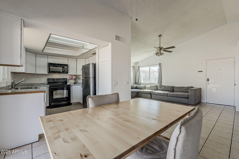 15-web-or-mls-Northview-15