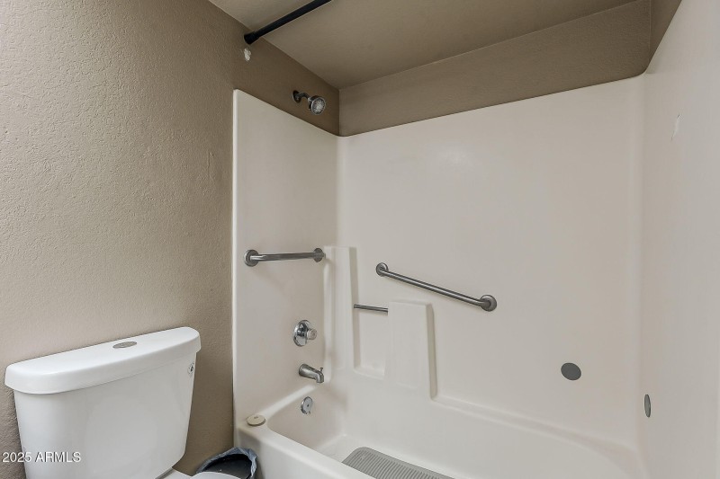 34-web-or-mls-Northview-34