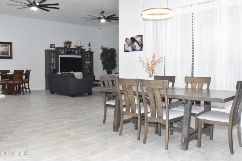 dinning area 140th St