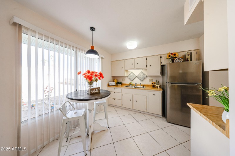 Kitchen/Breakfast Room