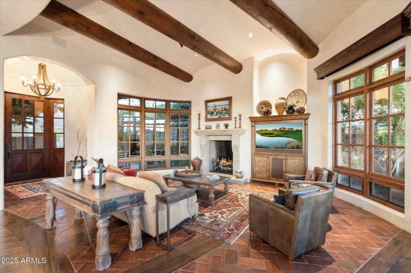 027-Casita Great Room