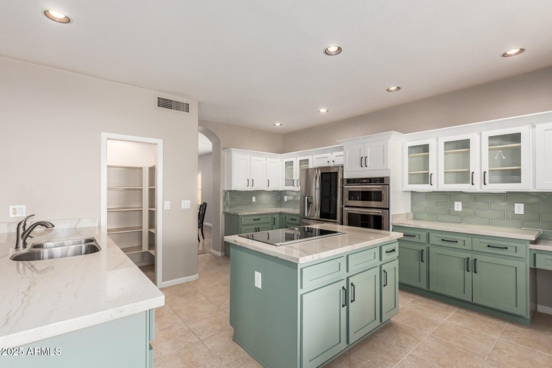 18 Kitchen with Island