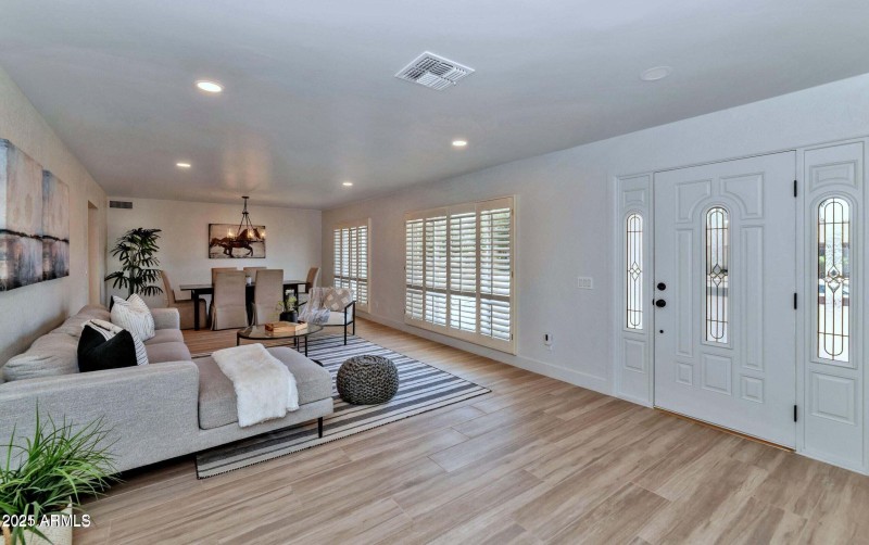 20210505131653778295000000-o