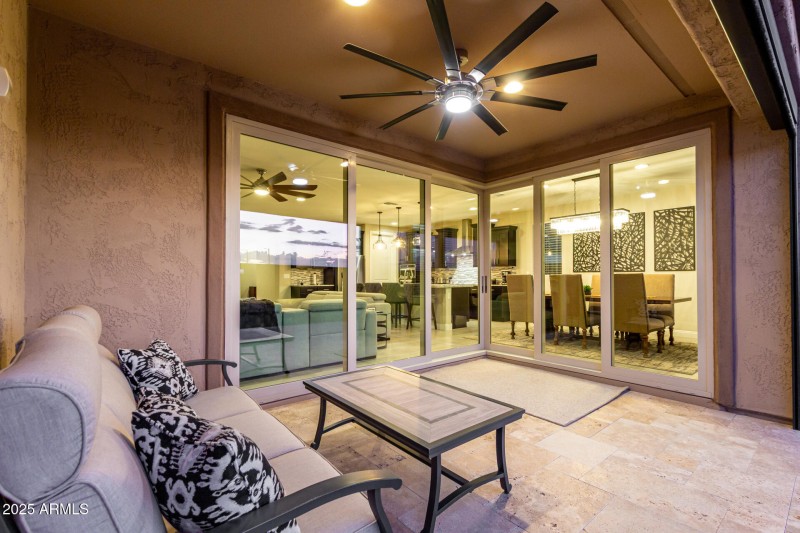 Corner Slider Closed