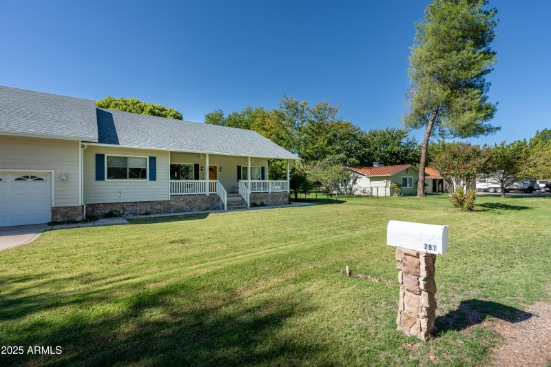 297 E Parade Ground Cir Camp Verde AZ-37