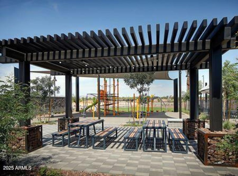 20250722202612148143000000-o