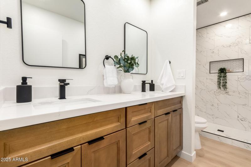 24 Lakeview