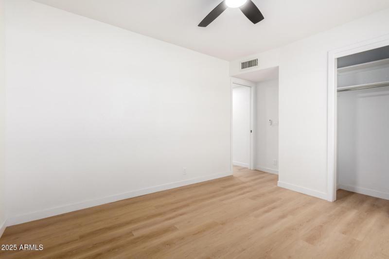 28 Lakeview