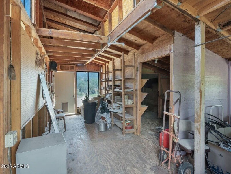 027_detached shed workshop