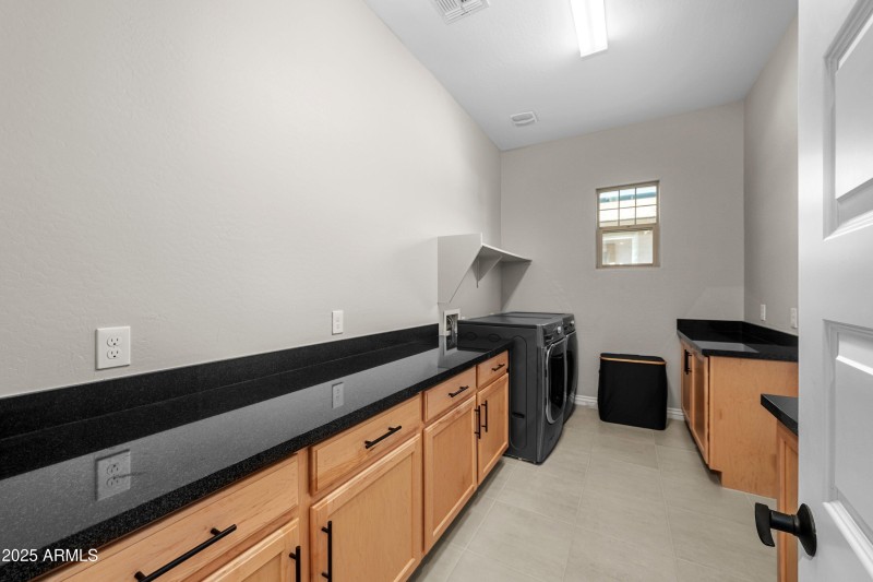 Laundry Room (Downstairs)