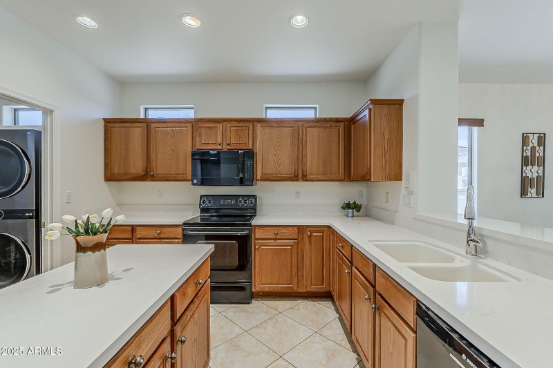 New Quartz Countertops