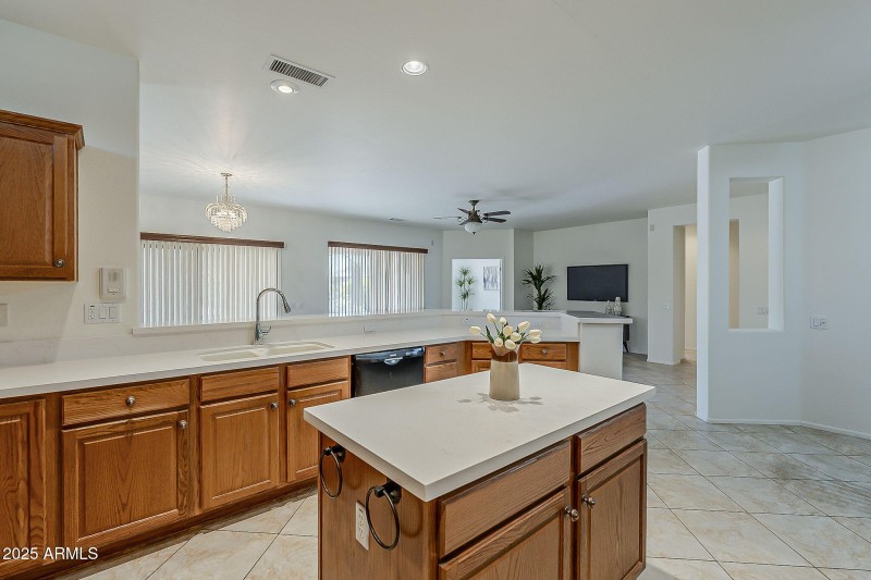 New Quartz Countertops