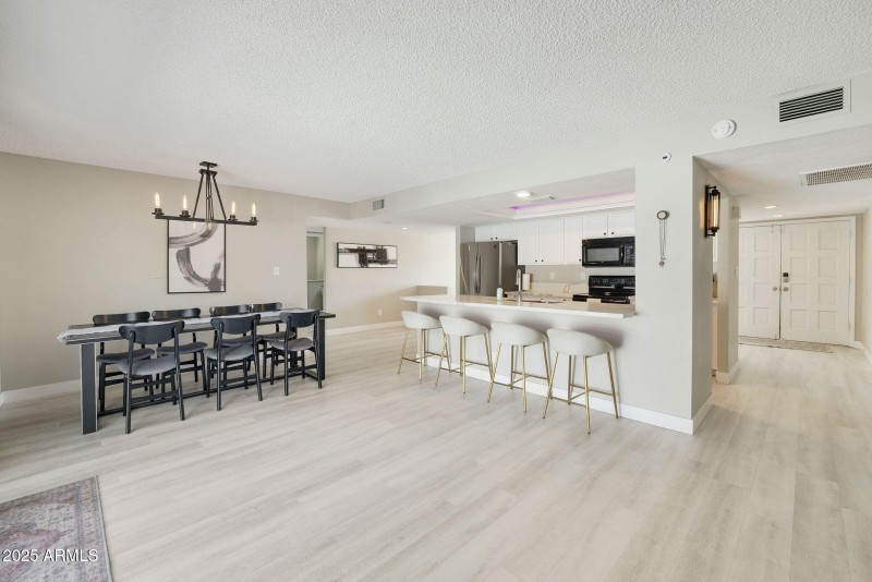 26-web-or-mls-_tm_2215-_tm_2219