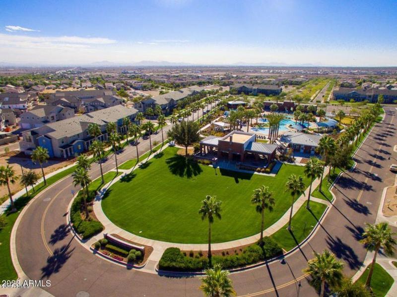 Estrella community 3